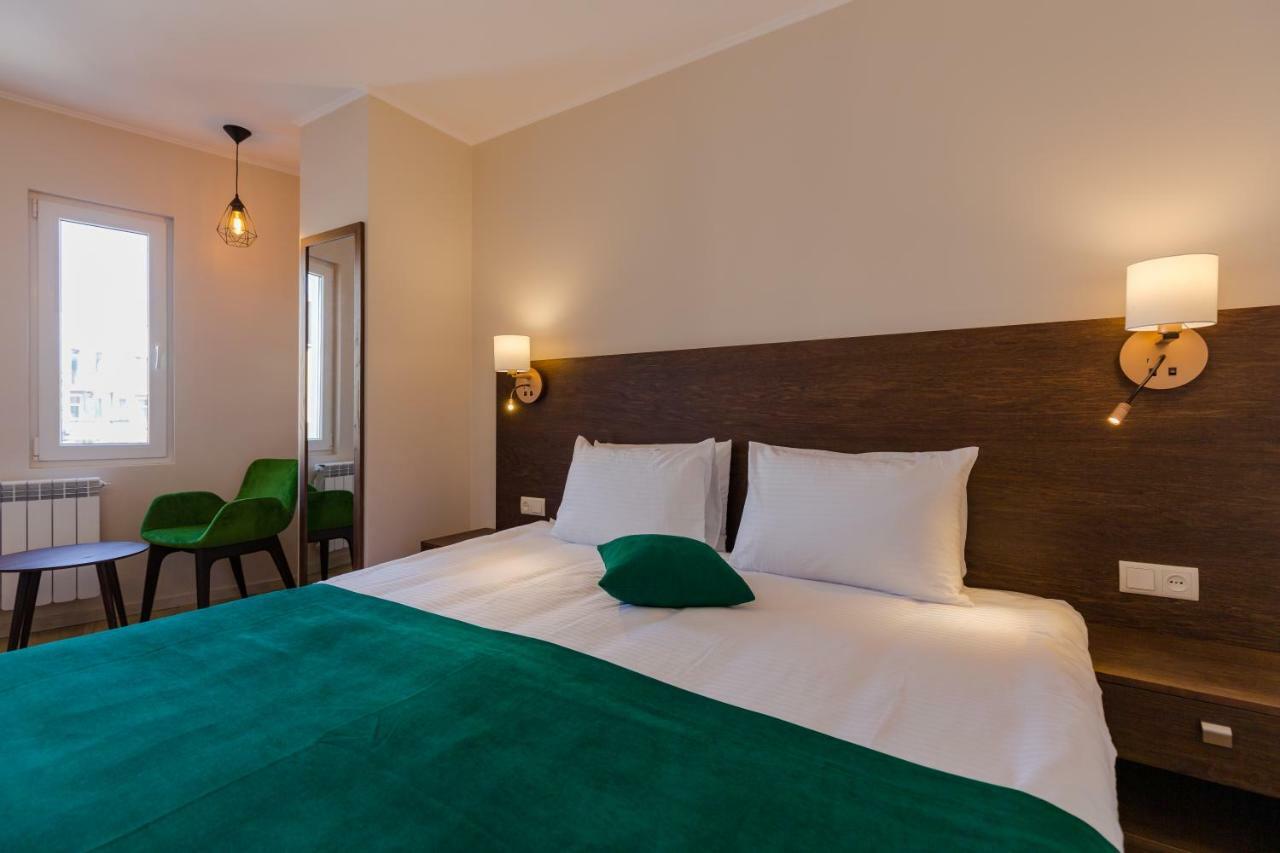 Hotel Bloom 巴统 外观 照片