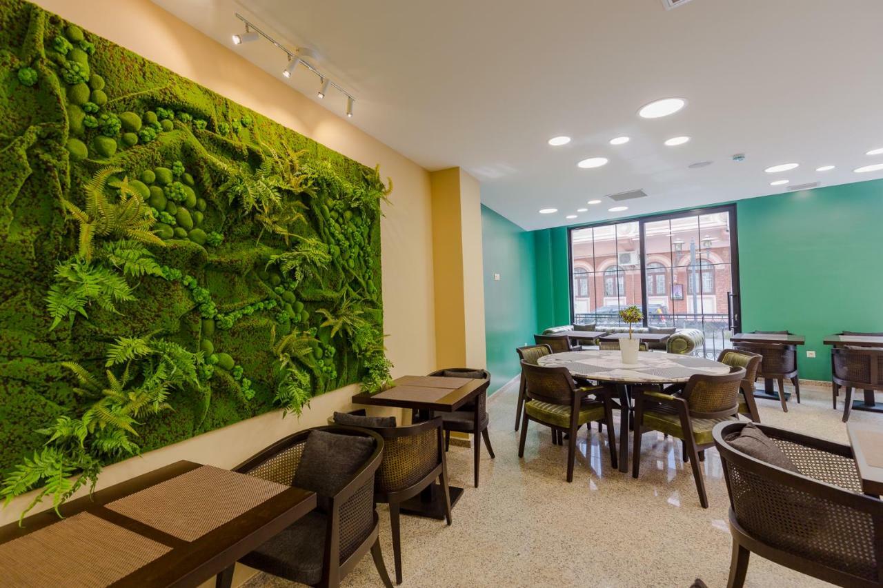 Hotel Bloom 巴统 外观 照片